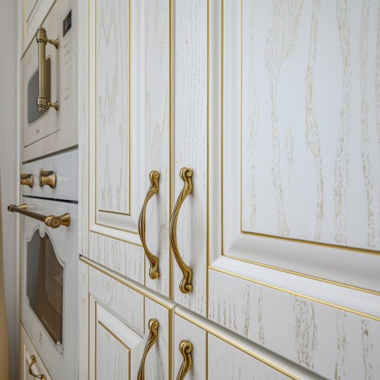 Кухня классика, Кишинёв, Мунчештское шоссе, 300/1 Классические кухни la comanda chisinau