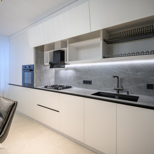 Кухня современная, г. Чимишлия, ул. Траяна, 12 Современные кухни la comanda chisinau