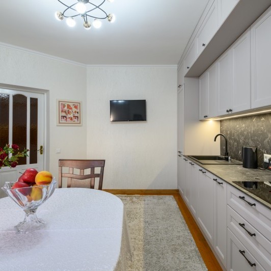 Bucătărie neoclasică, mun. Chișinău, Colonița, str. Fîntînilor, 18 Bucătării Neoclasice la comanda