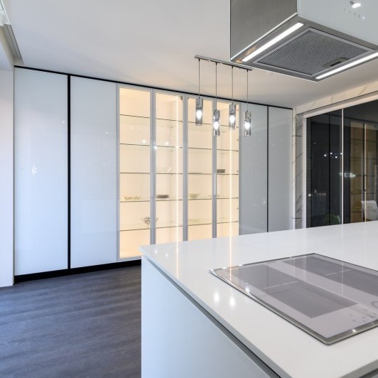 Кухня модерн, Сороки, улица Евгения Кока, 3 Современные кухни la comanda