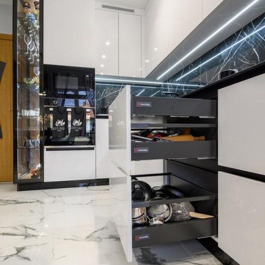 Bucătărie modernă, Chișinău, str. Cuza Vodă, 34 Bucătării moderne la comanda