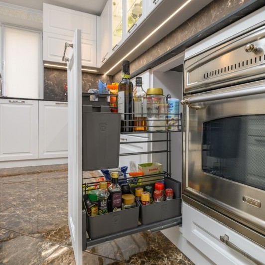 Кухня неоклассическая, мун. Кишинев, Чореску, ул. Приетения, 39 MOD466 Кухни неоклассика la comanda