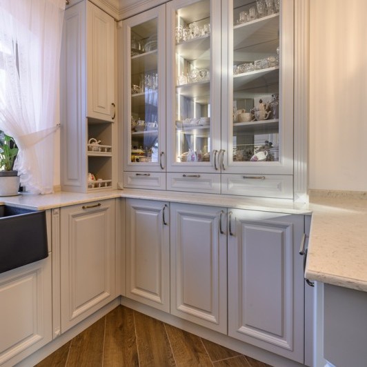 Кухня классическая, г. Сороки, ул. Буребиста, 26 Классические кухни mobila