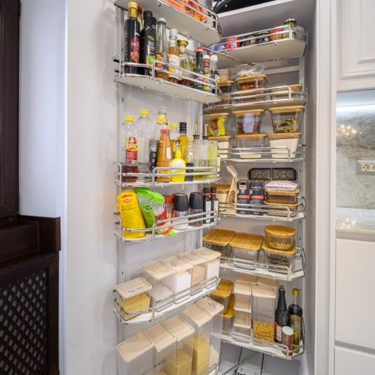 Кухня неоклассическая, мун. Кишинёв, село Бачой,  ул. Ливезилор, 3/1 Кухни неоклассика la comanda chisinau